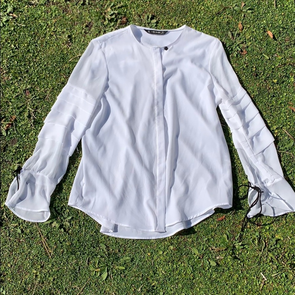 Beautiful Dainty White Blouse